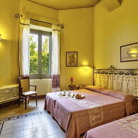 Hotel Villa Gli Asfodeli Tresnuraghes ภายนอก รูปภาพ