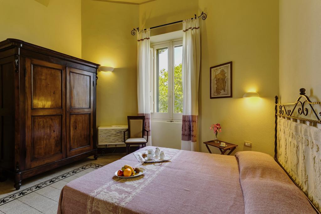 Hotel Villa Gli Asfodeli Tresnuraghes ภายนอก รูปภาพ