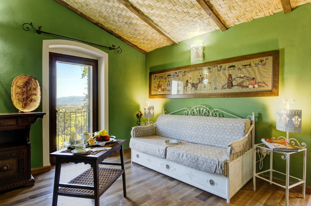Hotel Villa Gli Asfodeli Tresnuraghes ภายนอก รูปภาพ