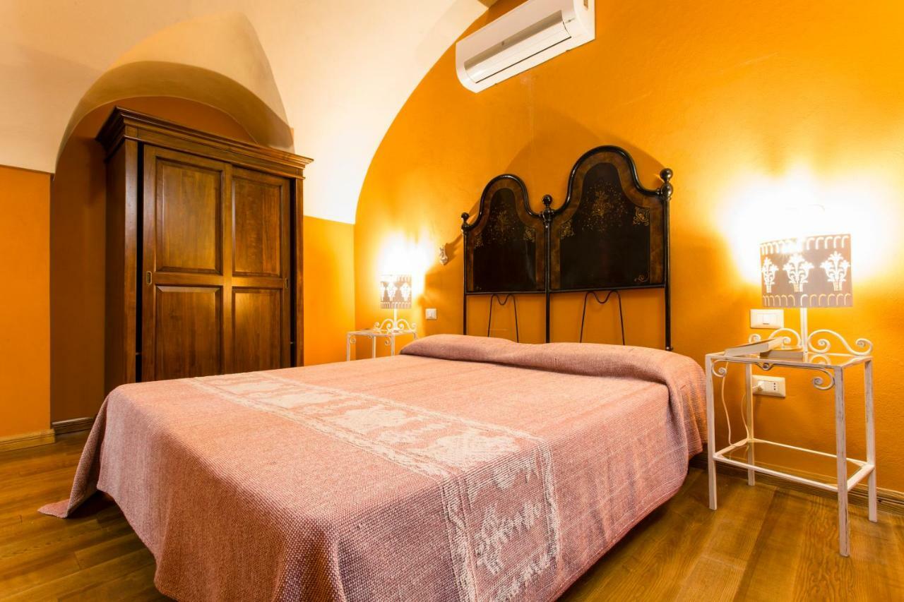 Hotel Villa Gli Asfodeli Tresnuraghes ภายนอก รูปภาพ
