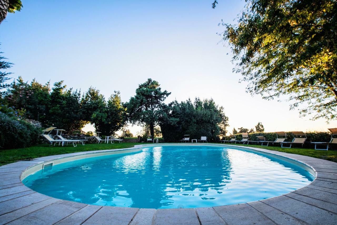 Hotel Villa Gli Asfodeli Tresnuraghes ภายนอก รูปภาพ