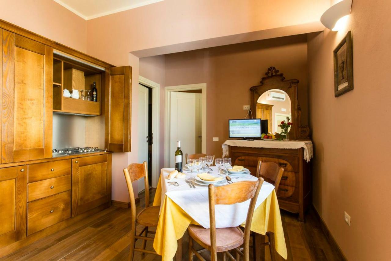 Hotel Villa Gli Asfodeli Tresnuraghes ภายนอก รูปภาพ