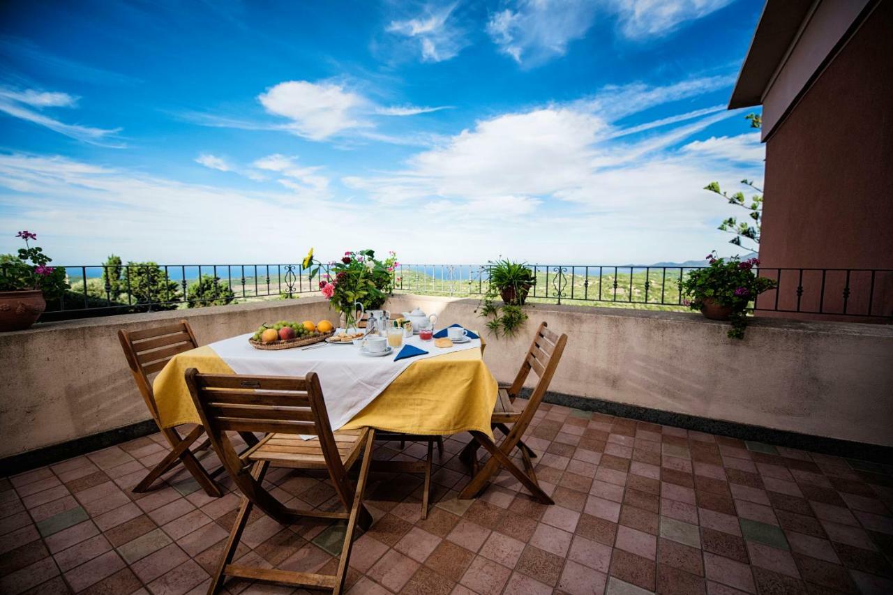 Hotel Villa Gli Asfodeli Tresnuraghes ภายนอก รูปภาพ