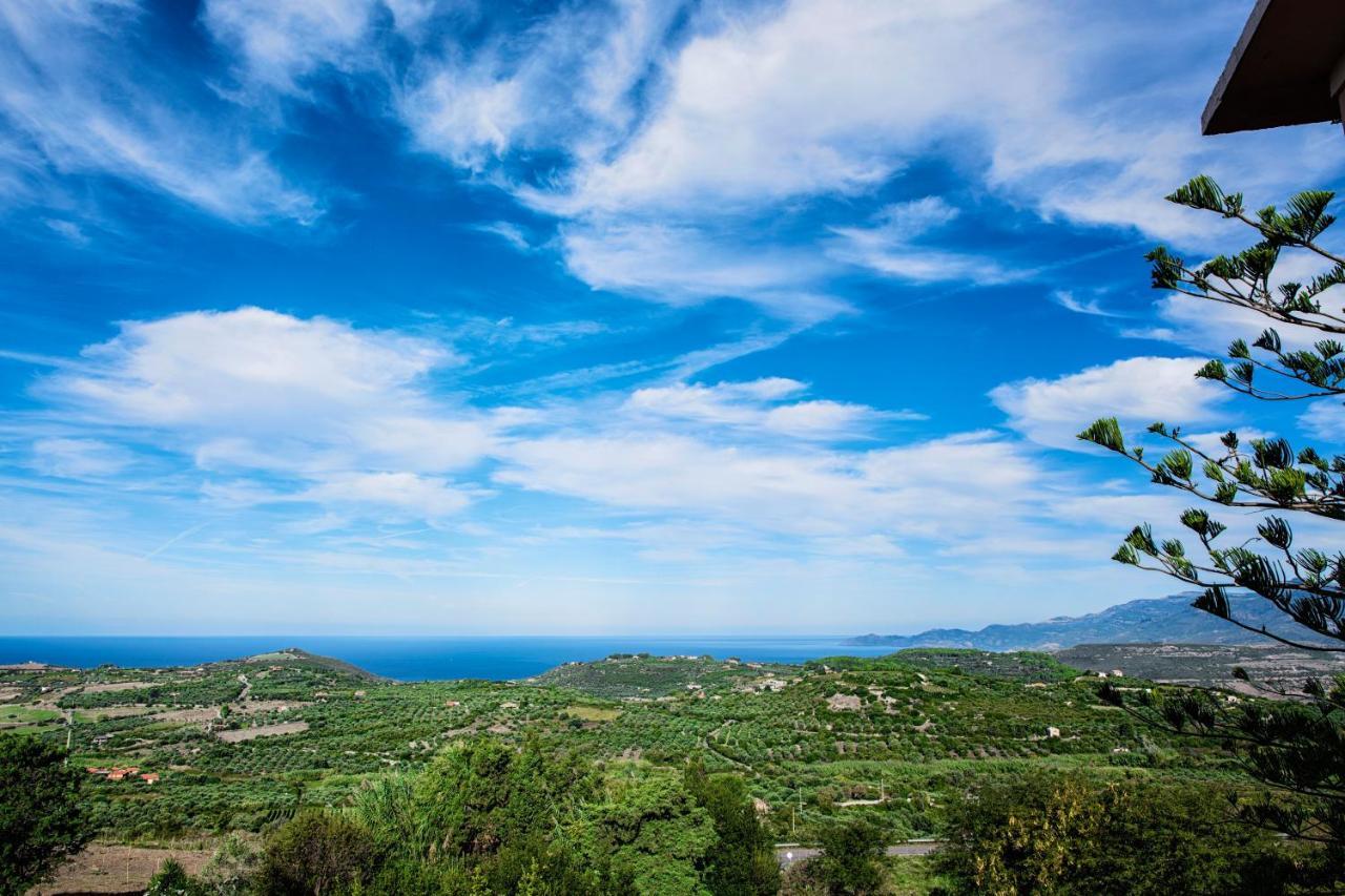 Hotel Villa Gli Asfodeli Tresnuraghes ภายนอก รูปภาพ